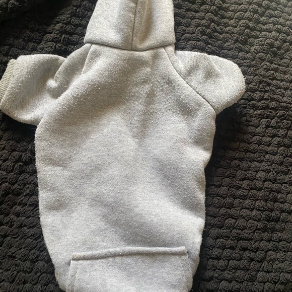 Small pet hoodie - Picture 2 of 2